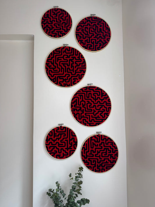 6pc wall decor set- Red maze print